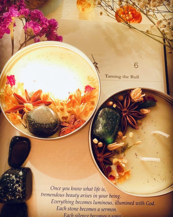 Taurus Zodiac Candle | Cinnamon Vanilla n Amber Rose | Green Jade Candle - Image 2